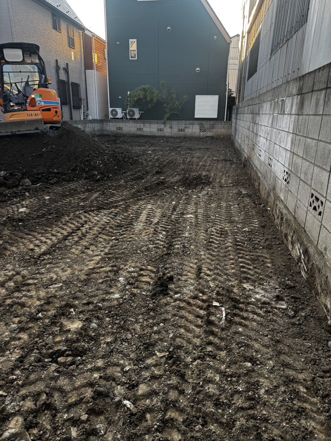 解体の跡地残土切下げ工事　事例